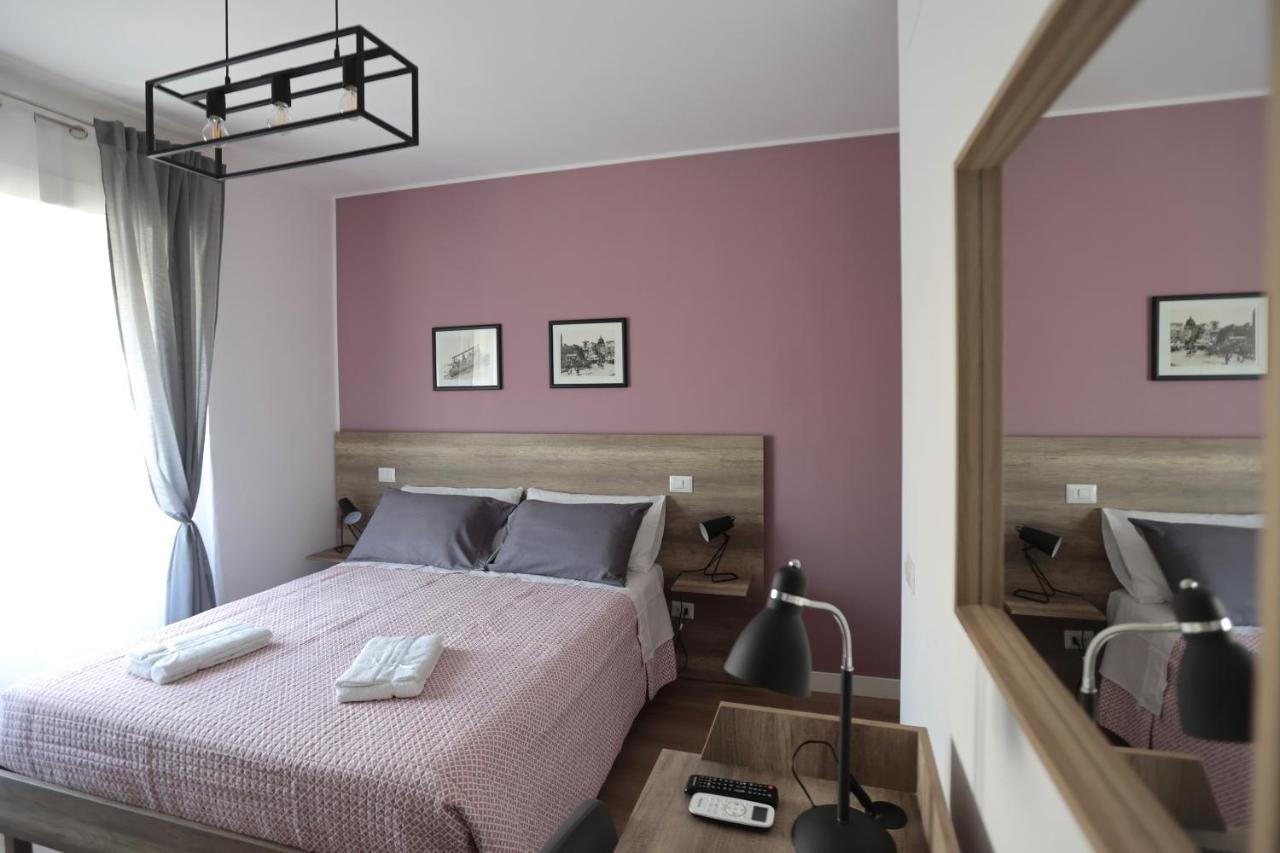 Angio Holiday Rooms نابولي المظهر الخارجي الصورة