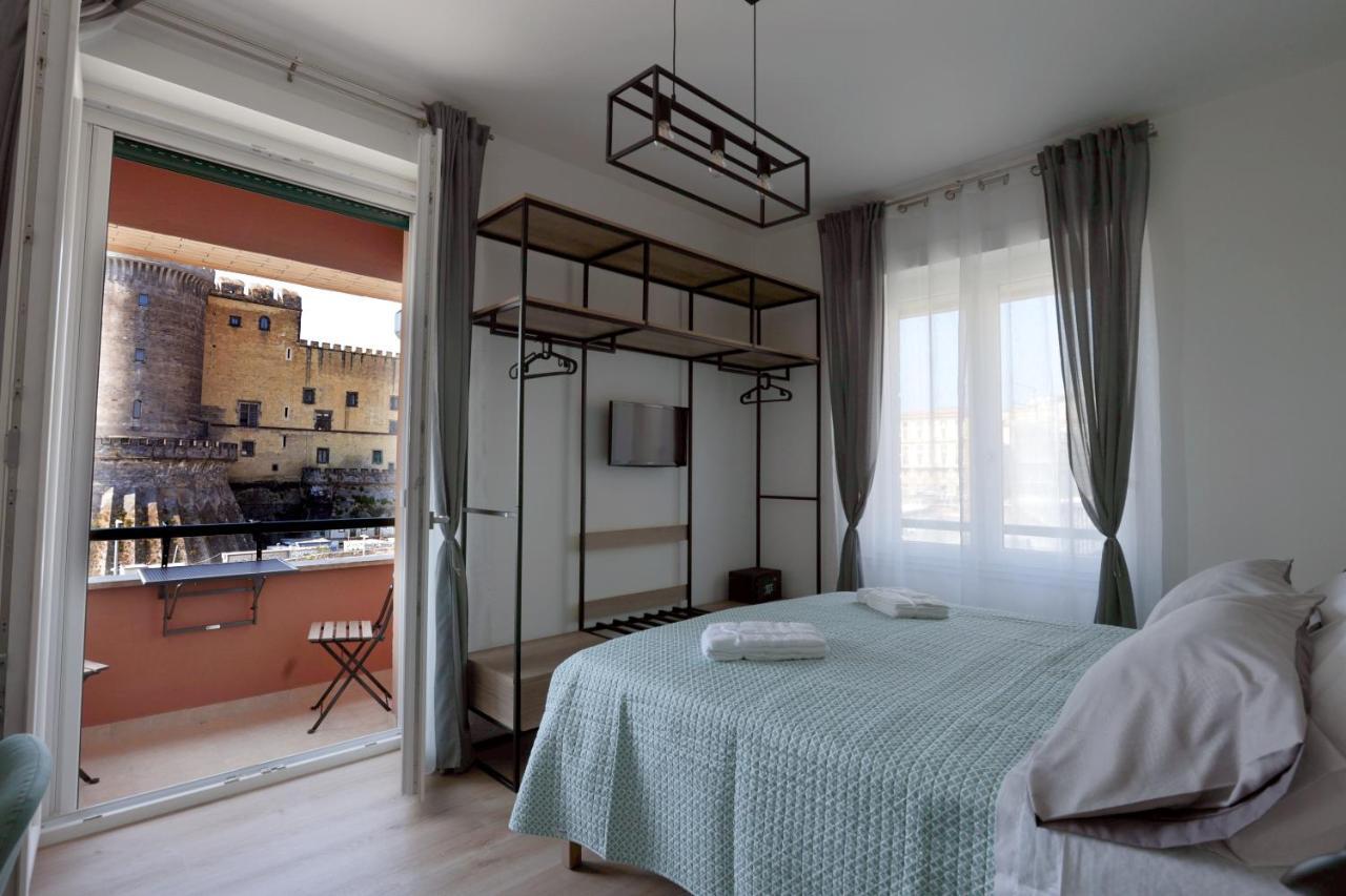 Angio Holiday Rooms نابولي المظهر الخارجي الصورة