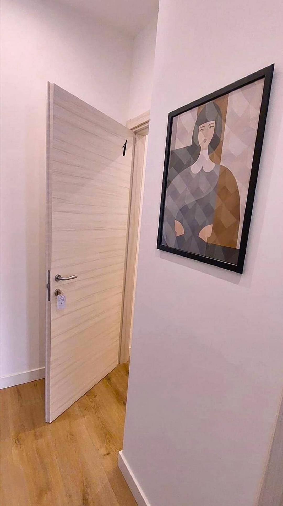 Angio Holiday Rooms نابولي المظهر الخارجي الصورة